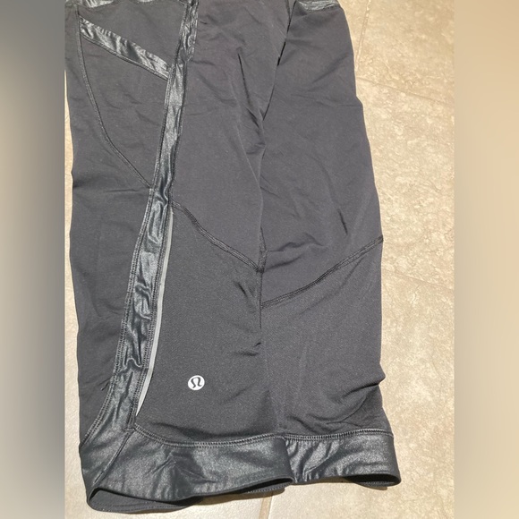 Lululemon cropped legging - Picture 7 of 8
